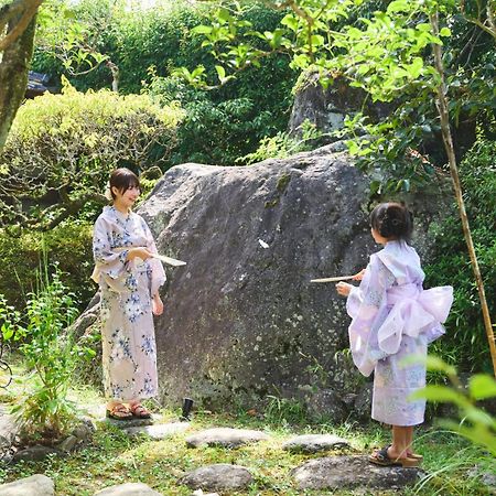 温泉付きの一軒家を借りよう Villa Beppu Bagian luar foto