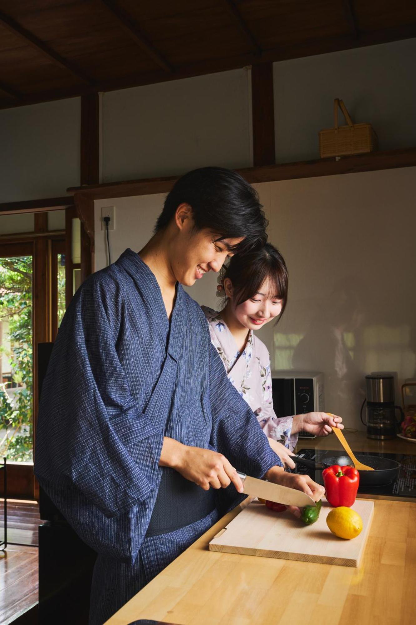 温泉付きの一軒家を借りよう Villa Beppu Bagian luar foto